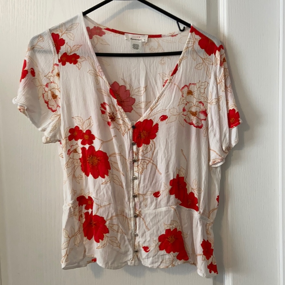 COPY - Gorgeous floral blouse
